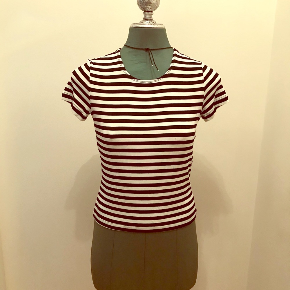 Short sleeve top